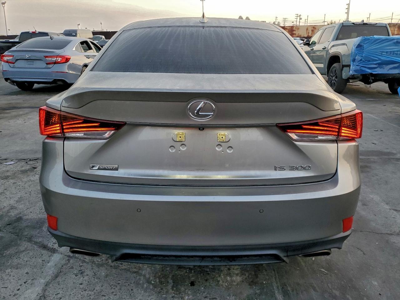 2019 LEXUS IS 300