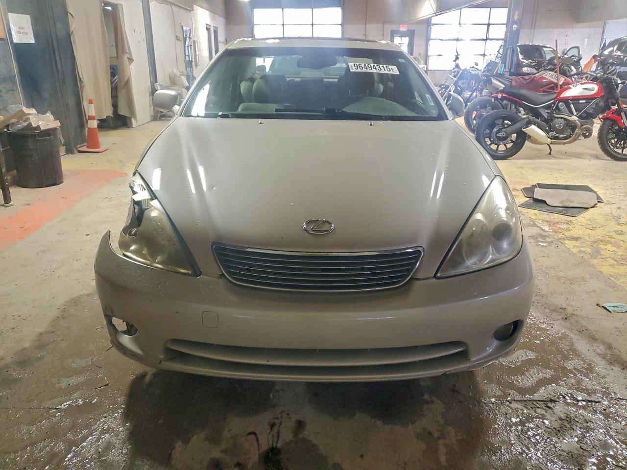 2005 LEXUS ES 330