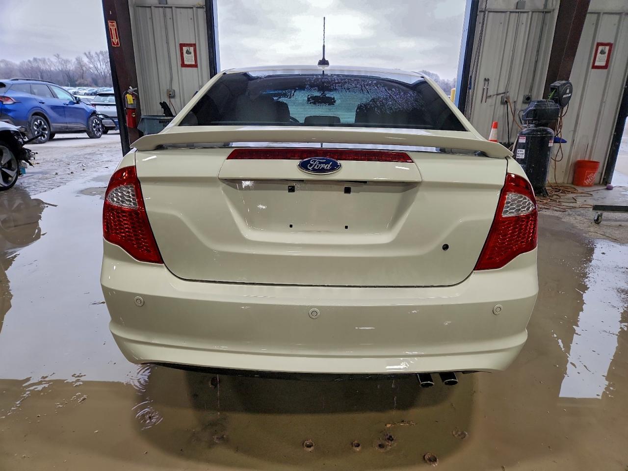 2011 FORD FUSION
