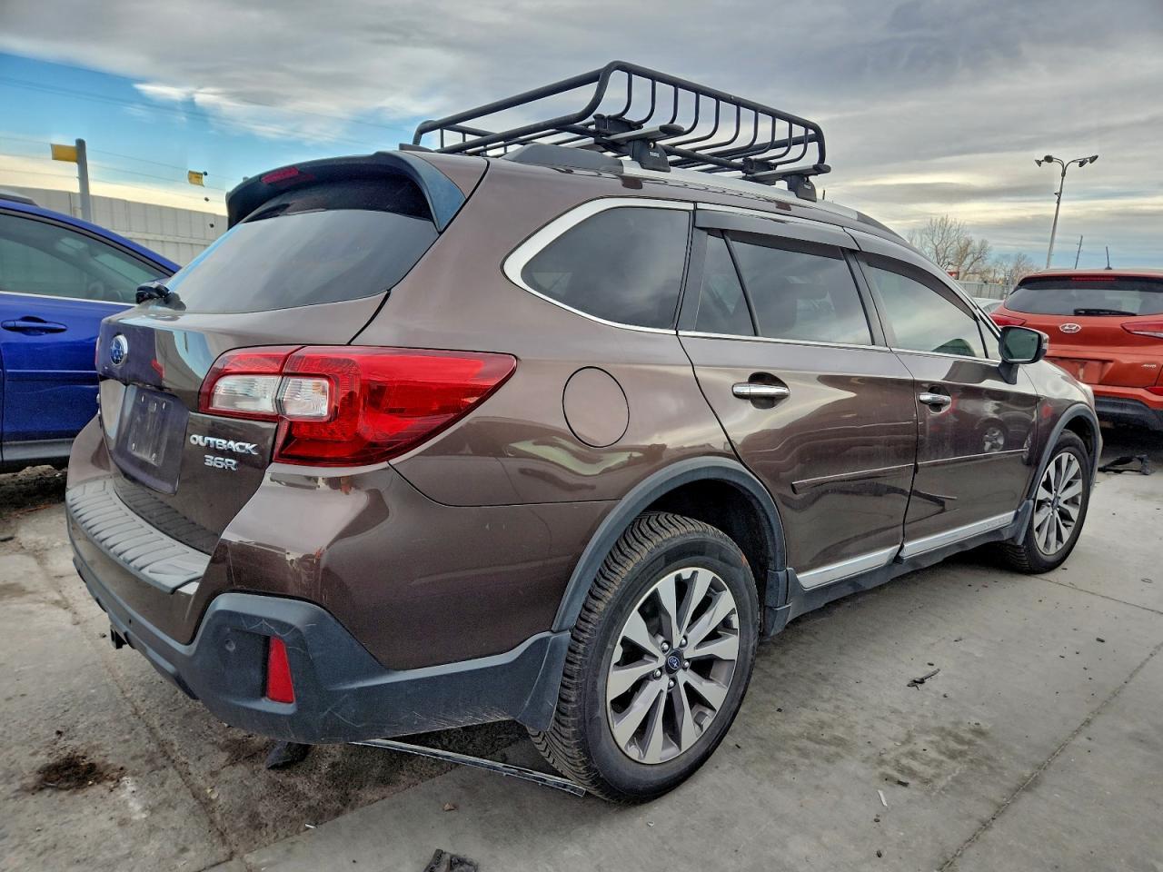 2019 SUBARU Outback