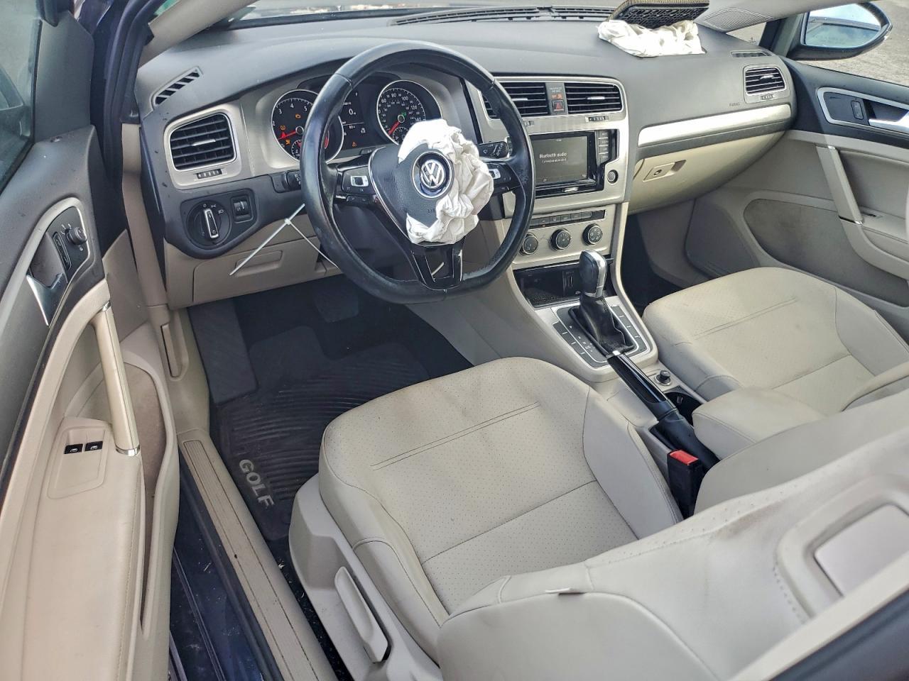 2015 VOLKSWAGEN GOLF