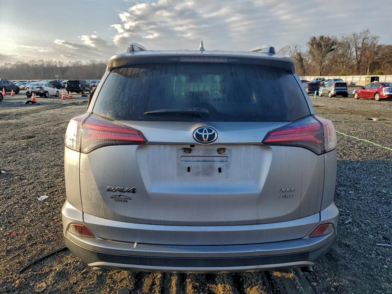 2018 TOYOTA RAV4