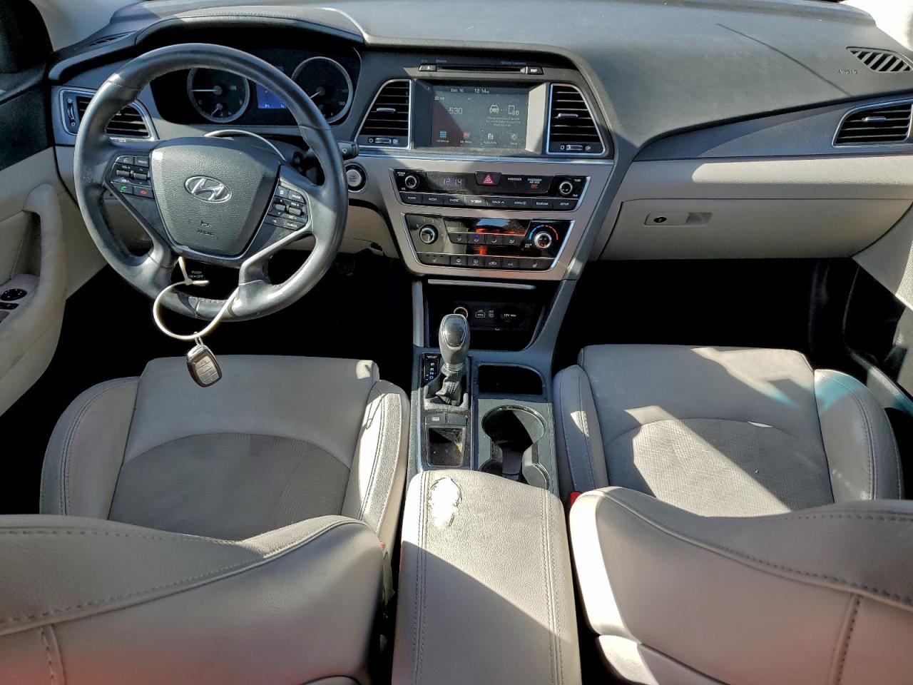 2016 HYUNDAI SONATA