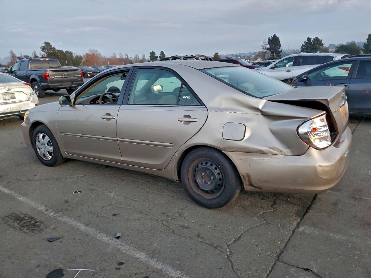 2002 TOYOTA CAMRY