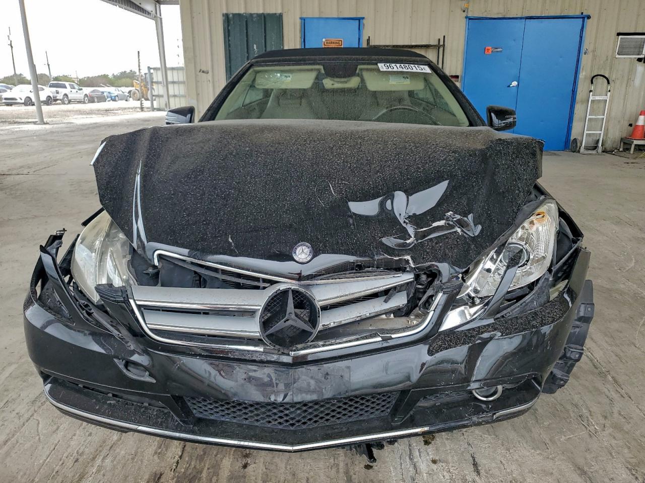 2011 MERCEDES-BENZ E-Class