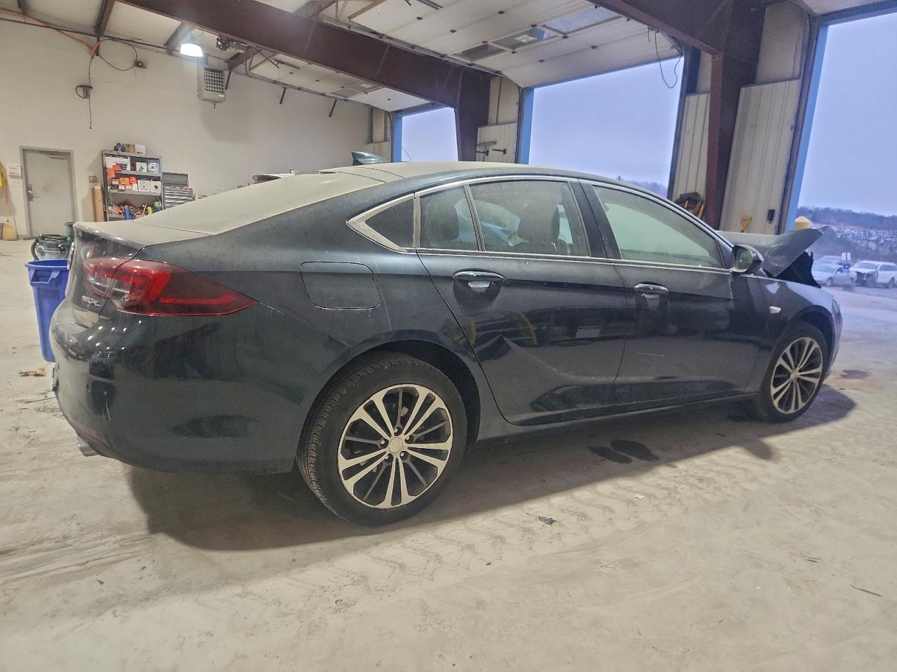 2018 BUICK Regal