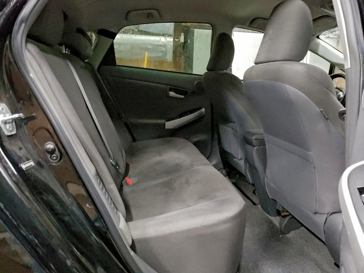 2011 TOYOTA PRIUS