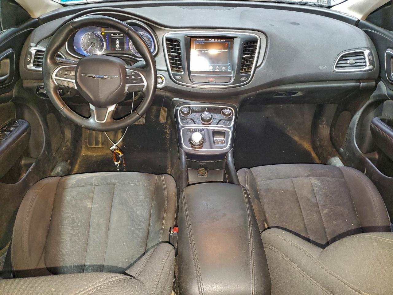 2016 CHRYSLER 200