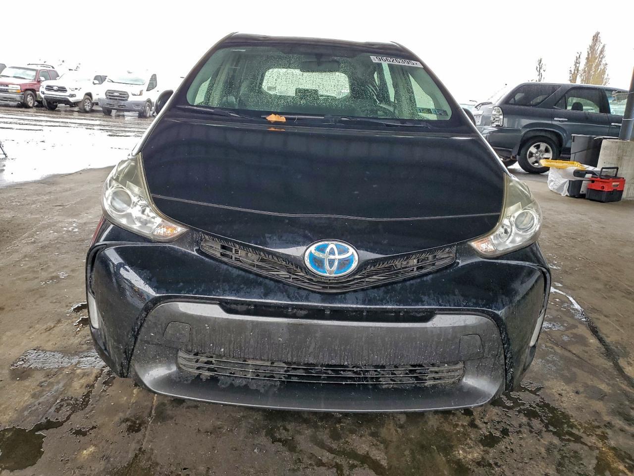 2015 TOYOTA PRIUS V