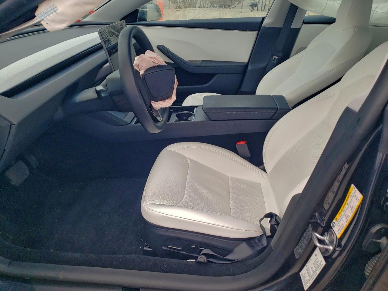 2026 TESLA MODEL 3