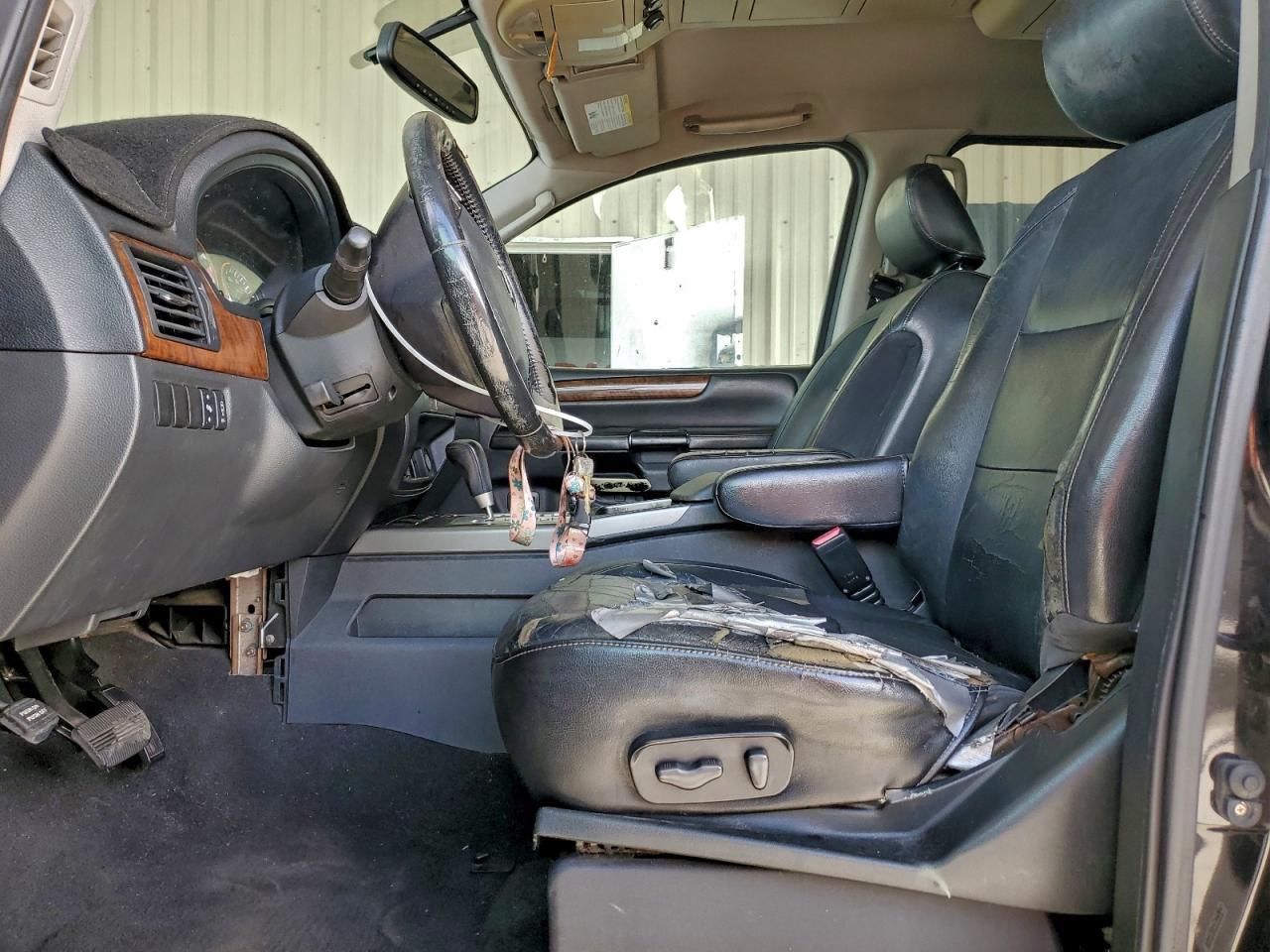 2010 NISSAN Armada