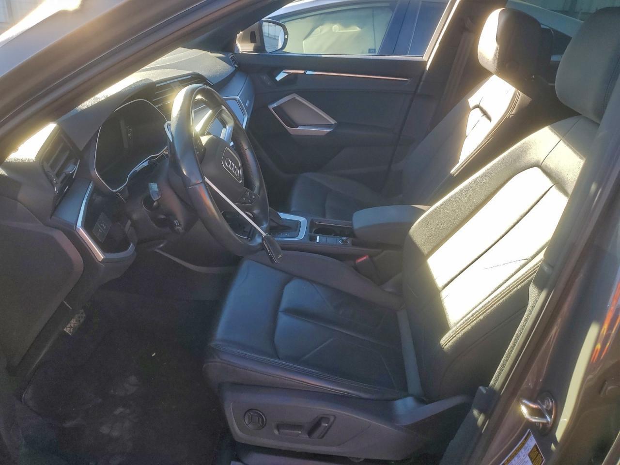 2022 AUDI Q3