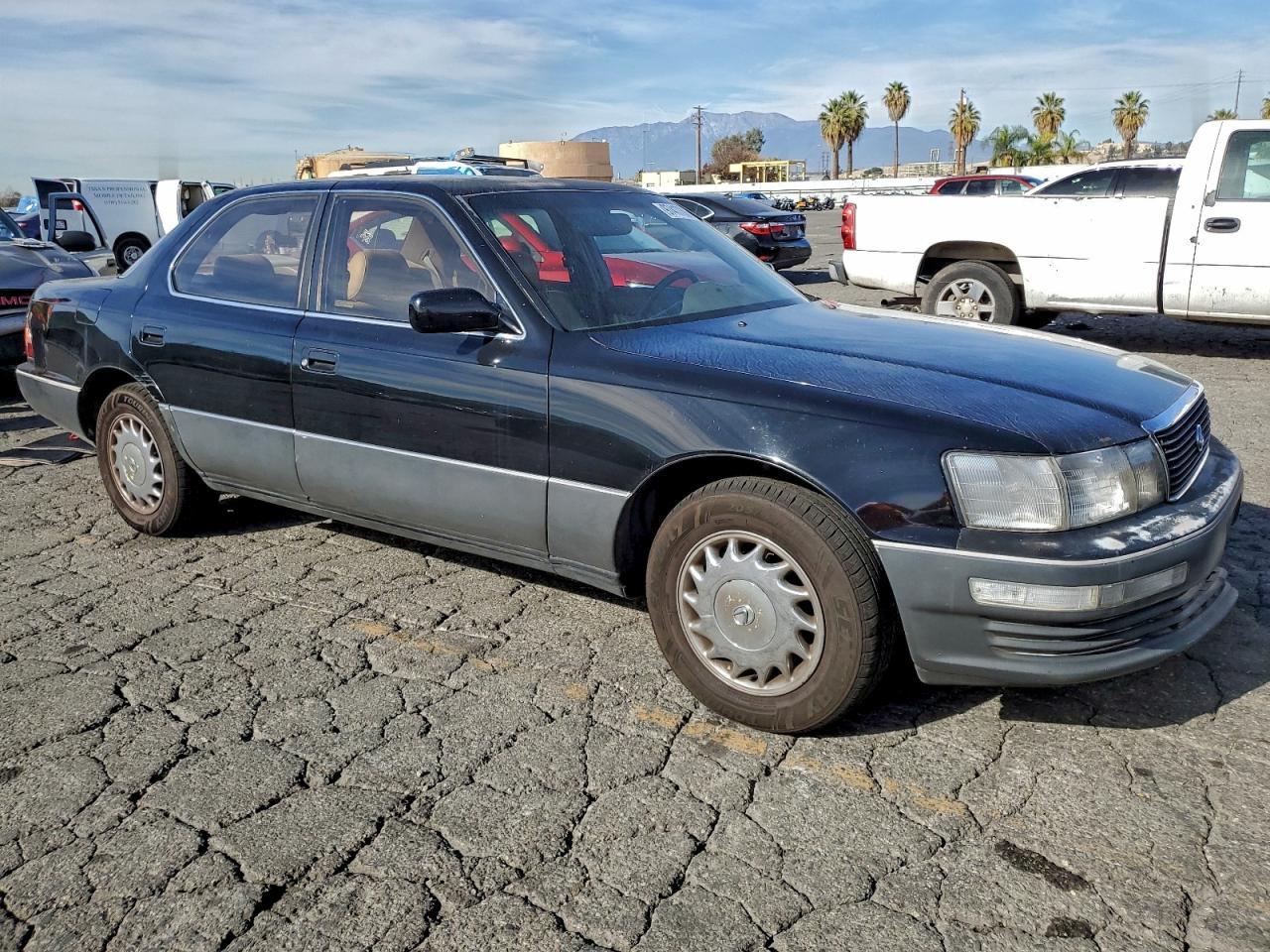 1992 LEXUS Ls 400