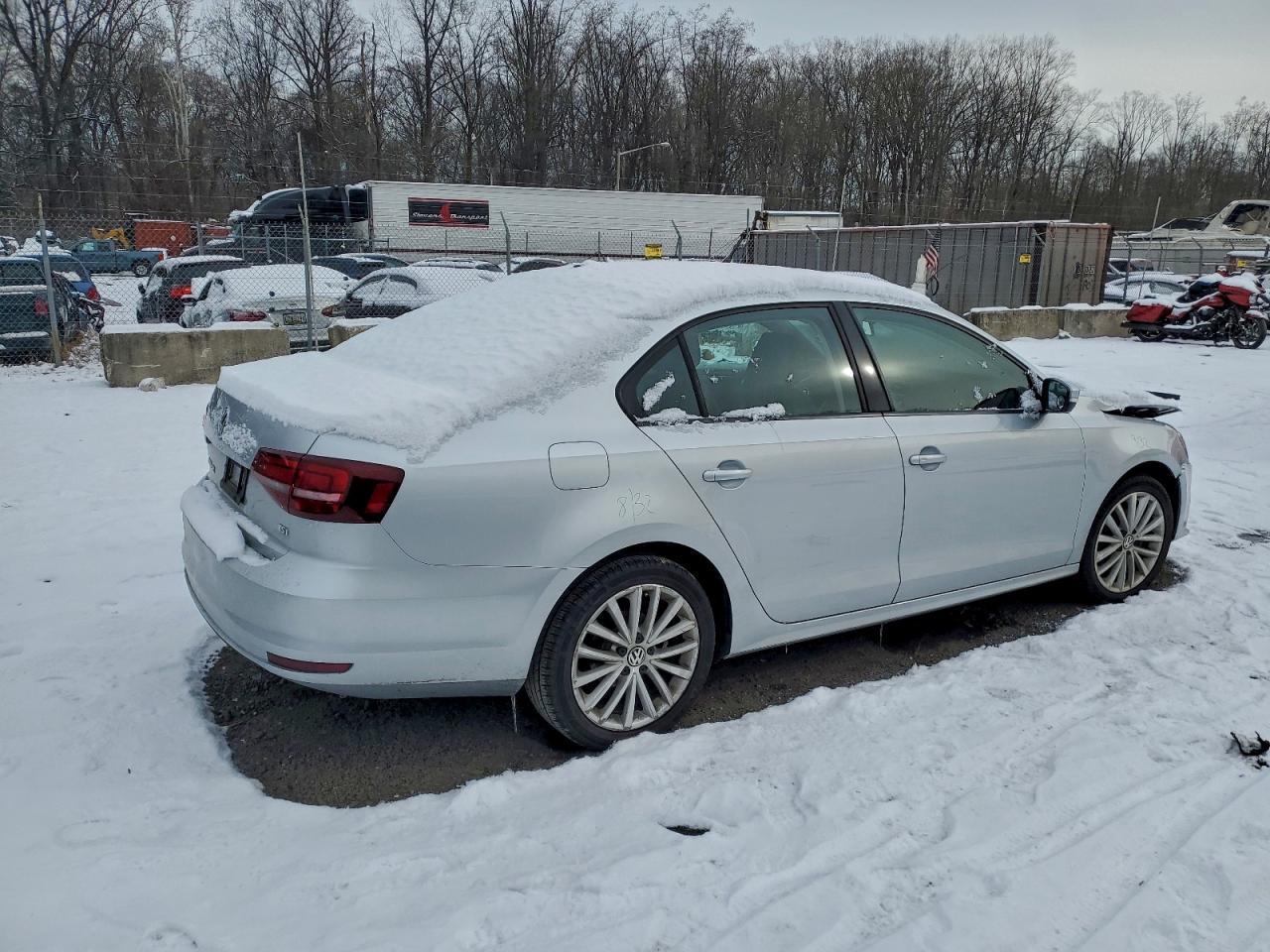 2016 VOLKSWAGEN JETTA