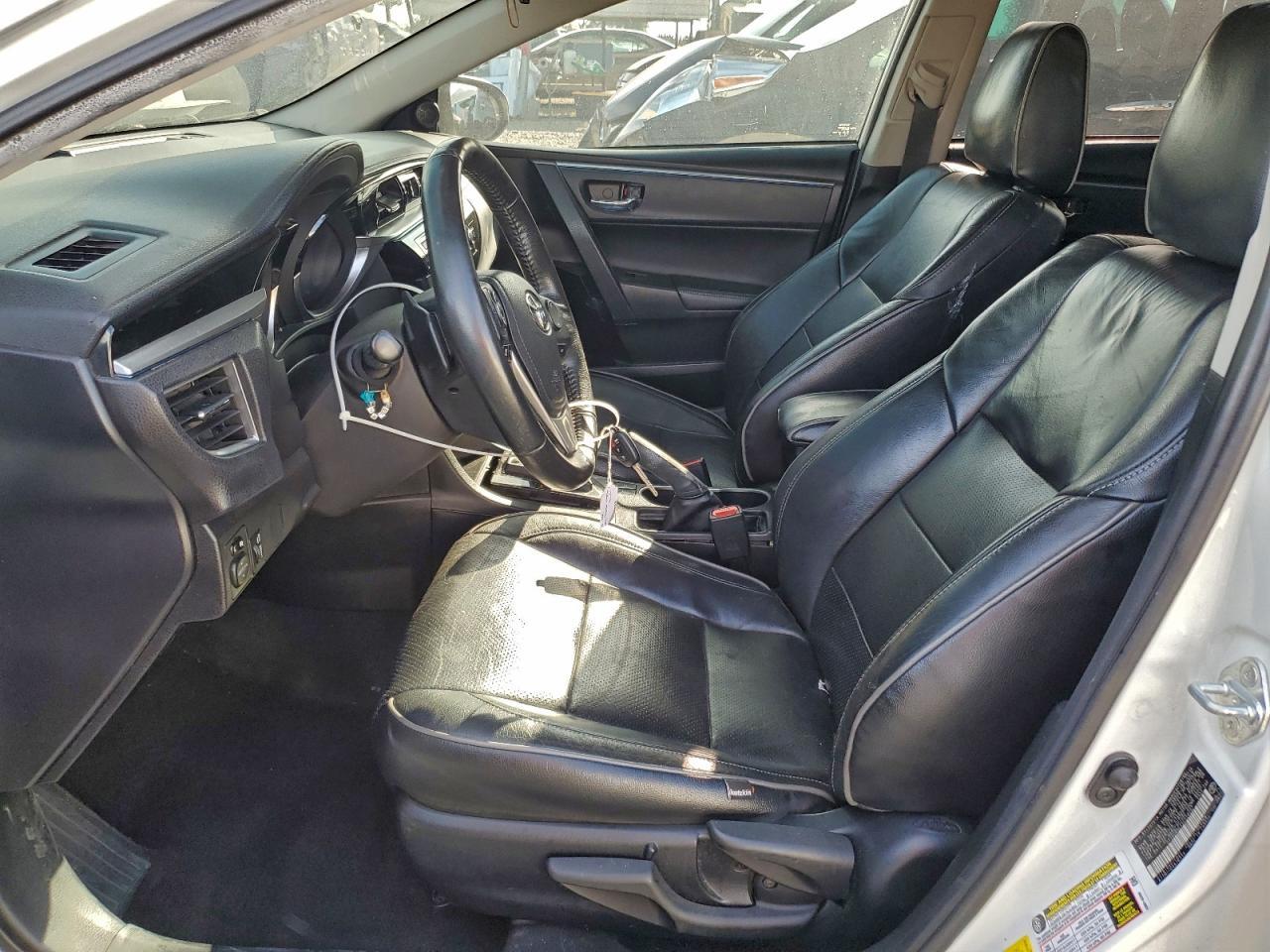 2016 TOYOTA COROLLA