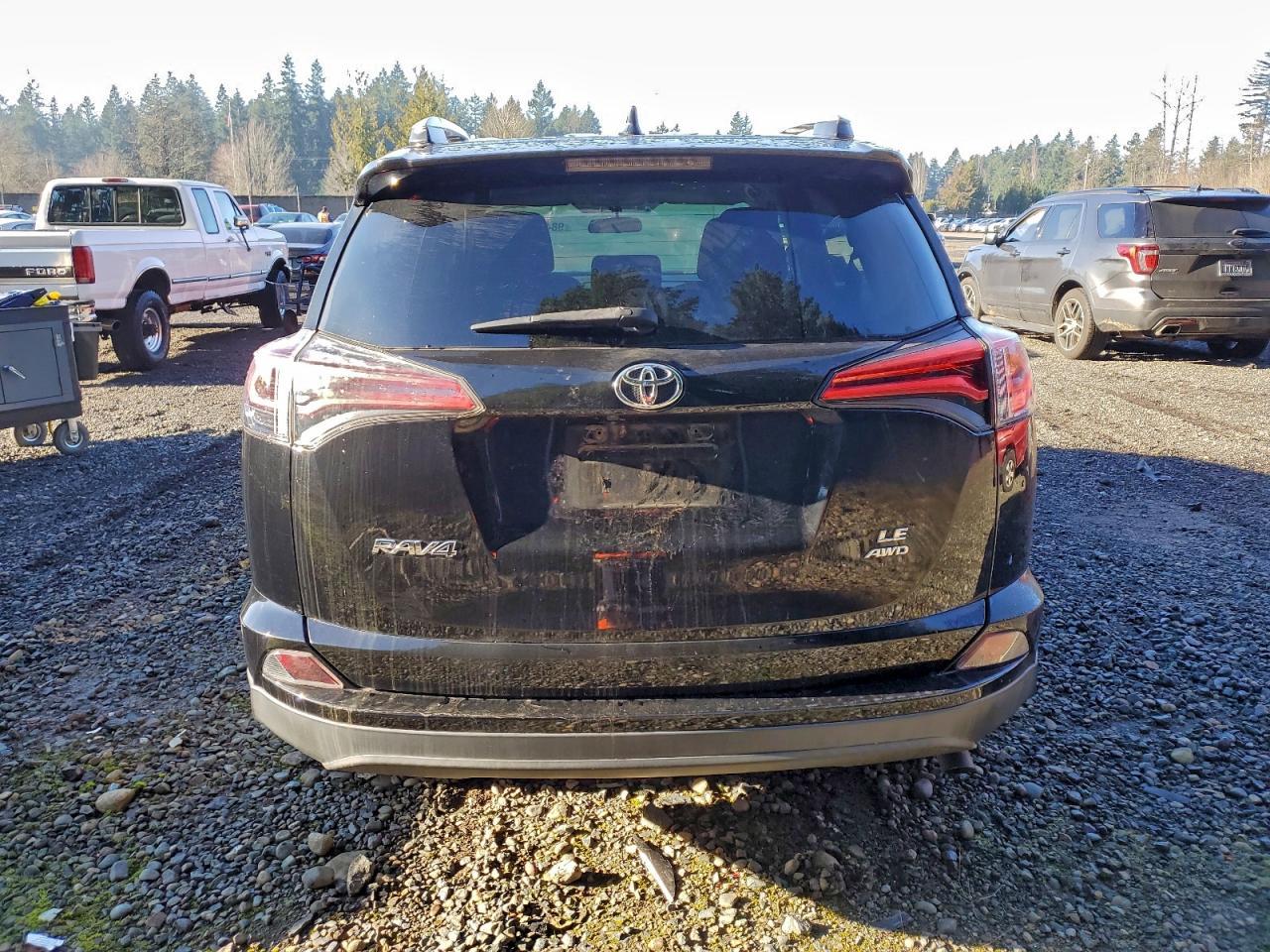 2016 TOYOTA RAV4