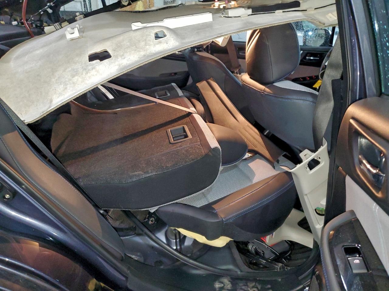 2017 SUBARU Legacy