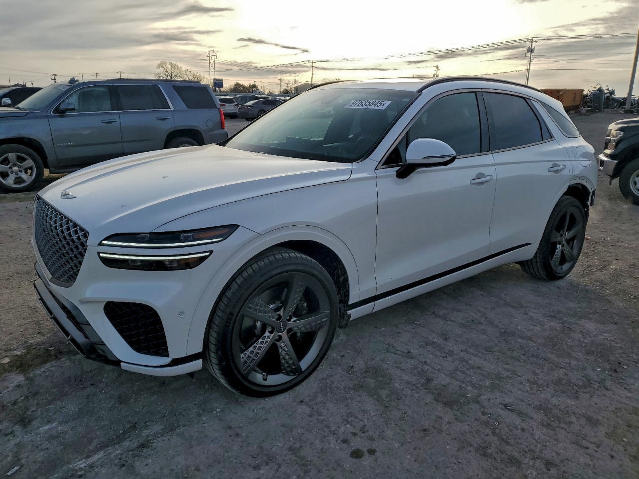 2023 GENESIS GV70