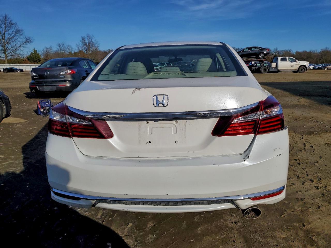 2017 HONDA ACCORD