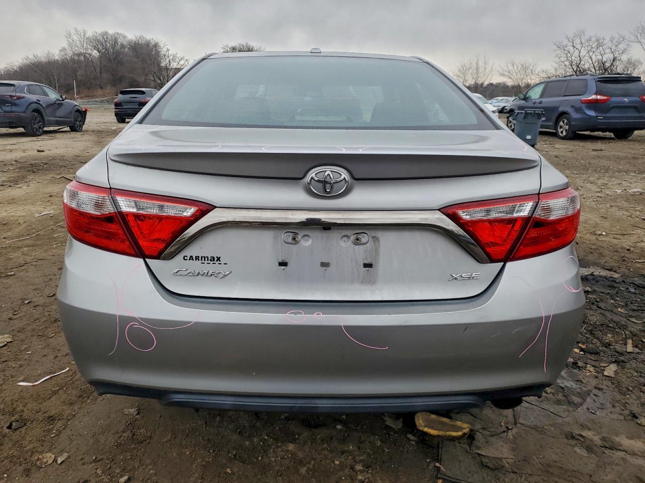 2015 TOYOTA CAMRY