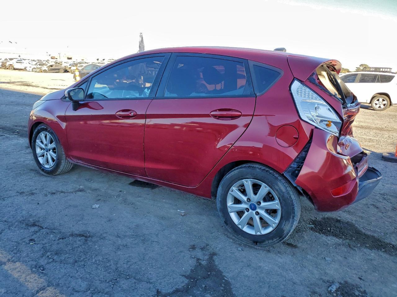 2013 FORD Fiesta