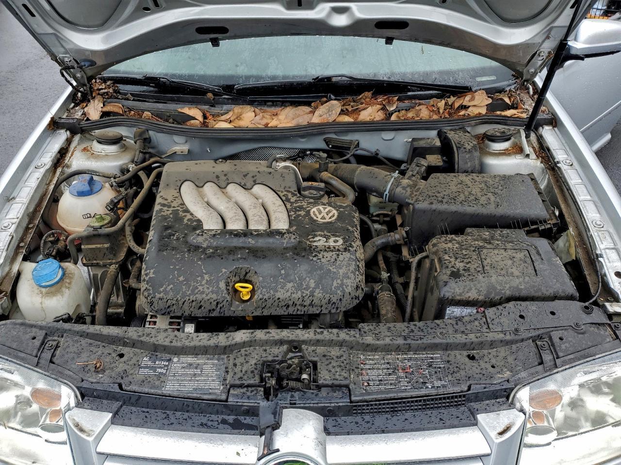 2004 VOLKSWAGEN JETTA