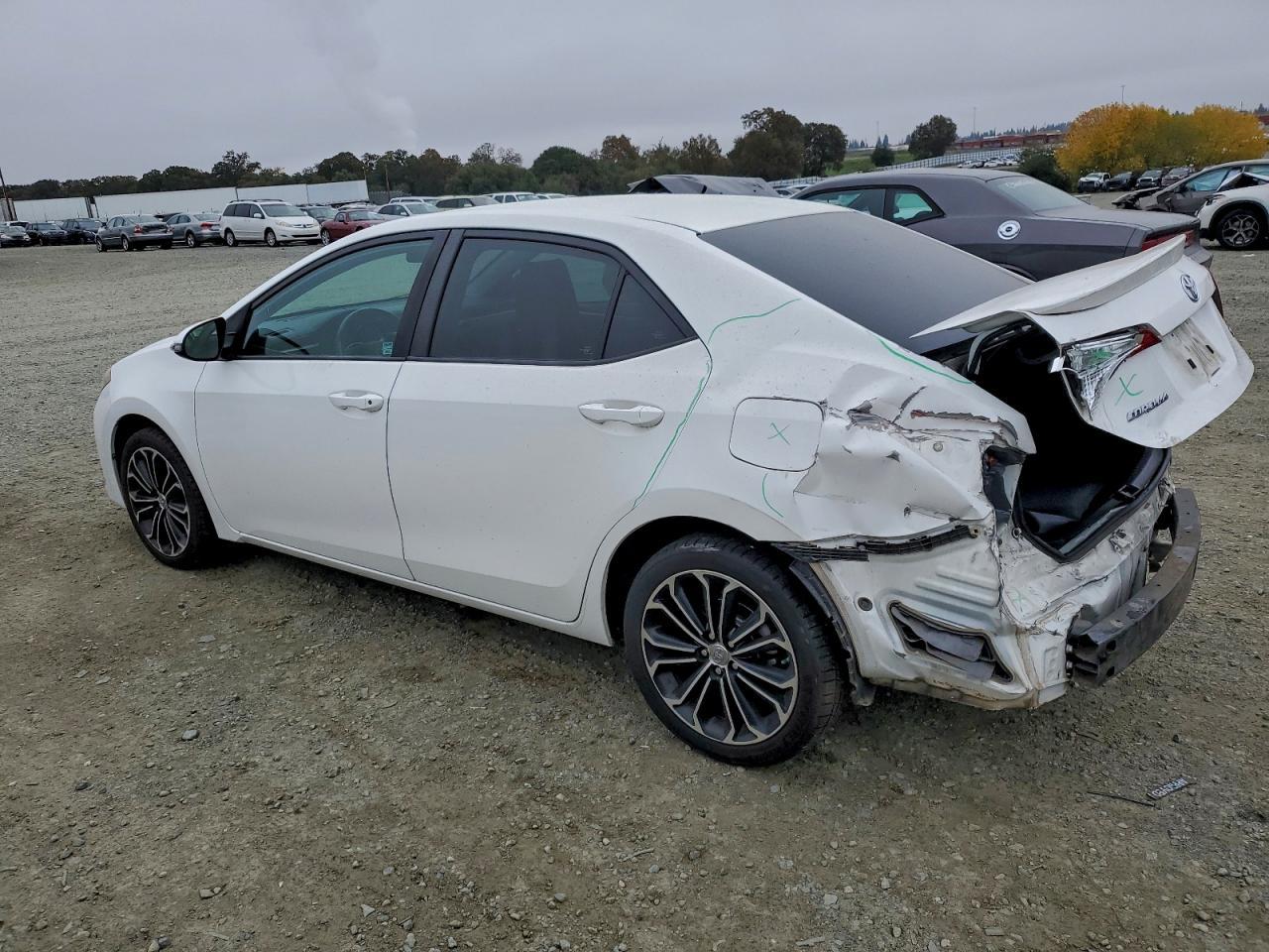 2016 TOYOTA COROLLA