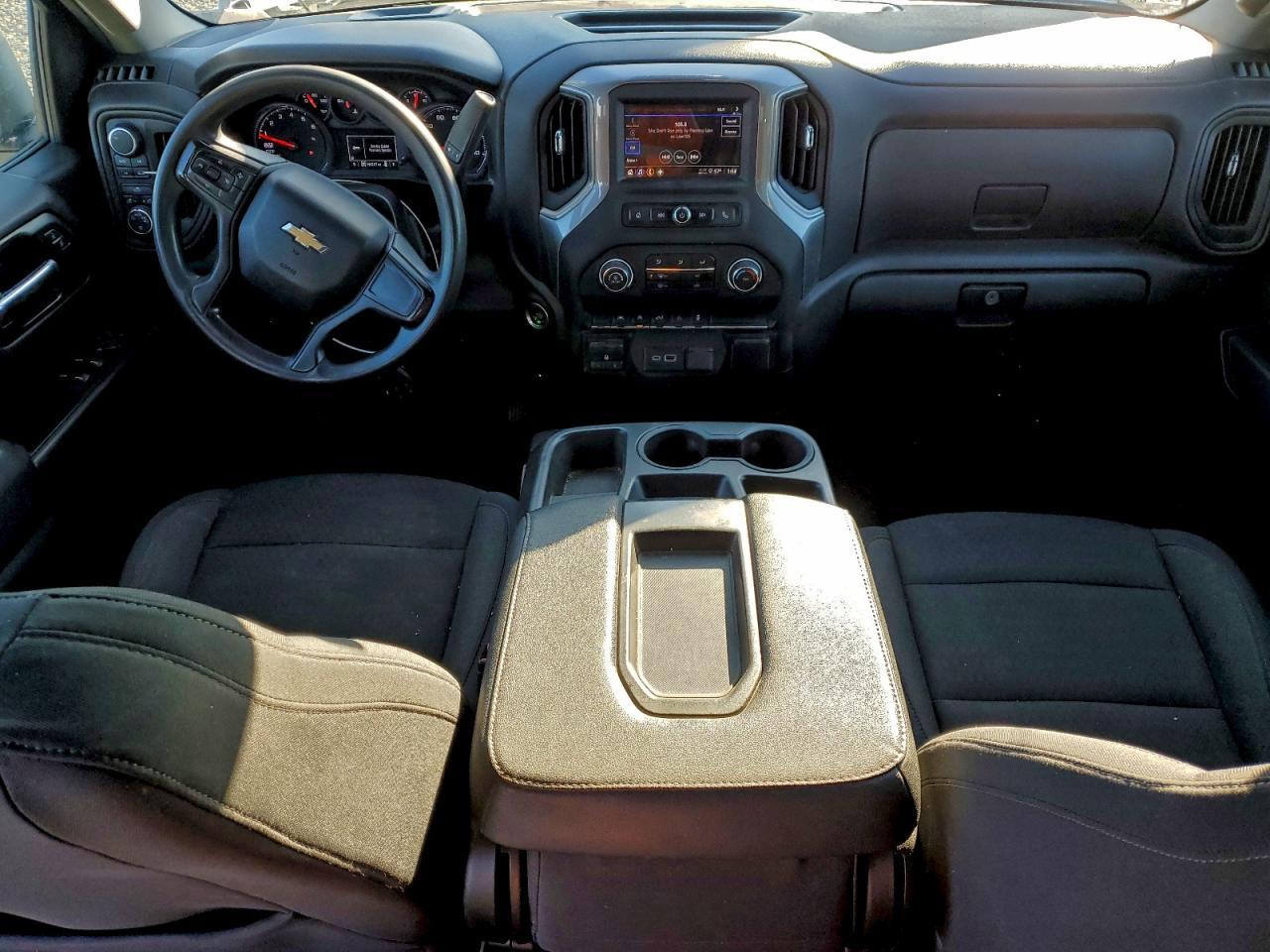 2023 CHEVROLET Silverado