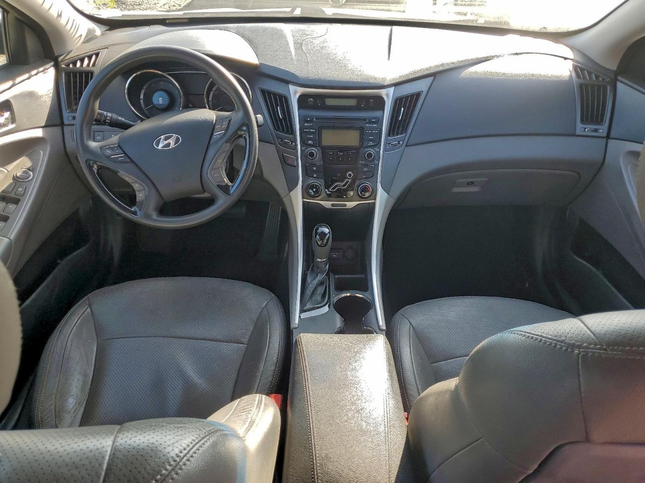 2012 HYUNDAI SONATA