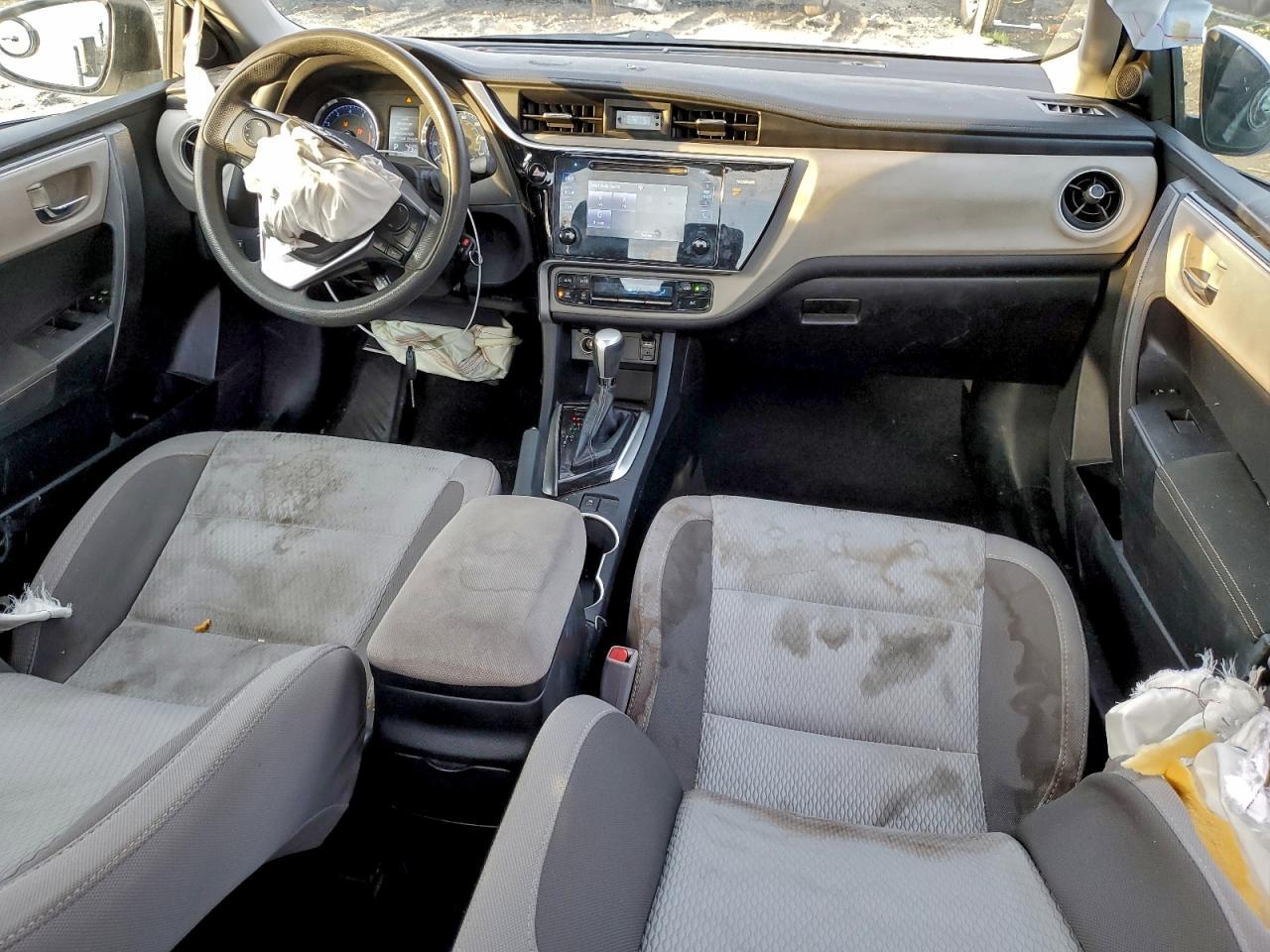 2017 TOYOTA COROLLA
