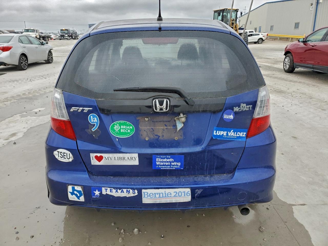 2011 HONDA FIT