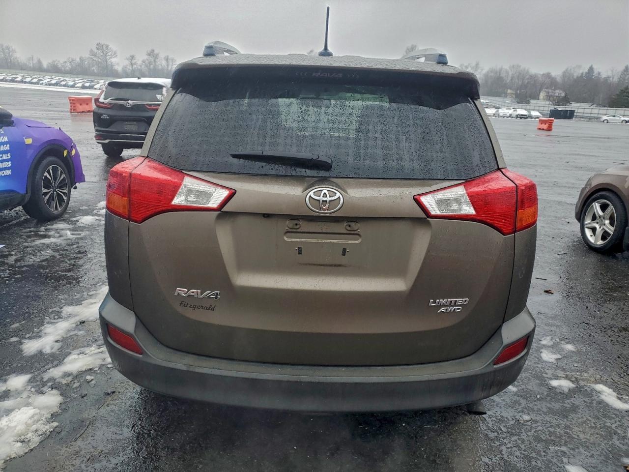 2013 TOYOTA RAV4