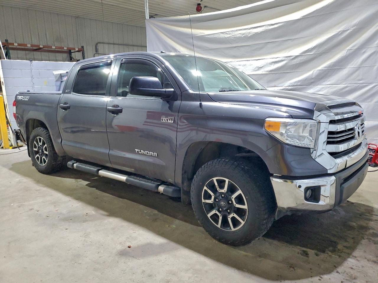 2016 TOYOTA TUNDRA