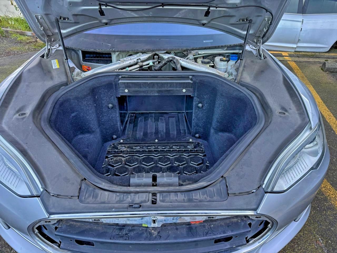 2013 TESLA MODEL S