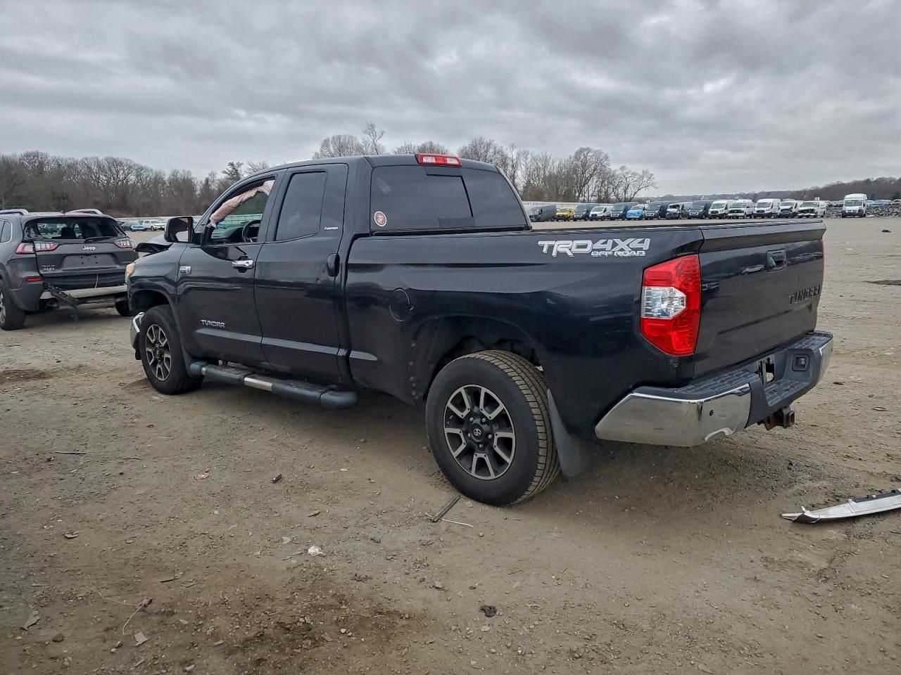 2014 TOYOTA TUNDRA