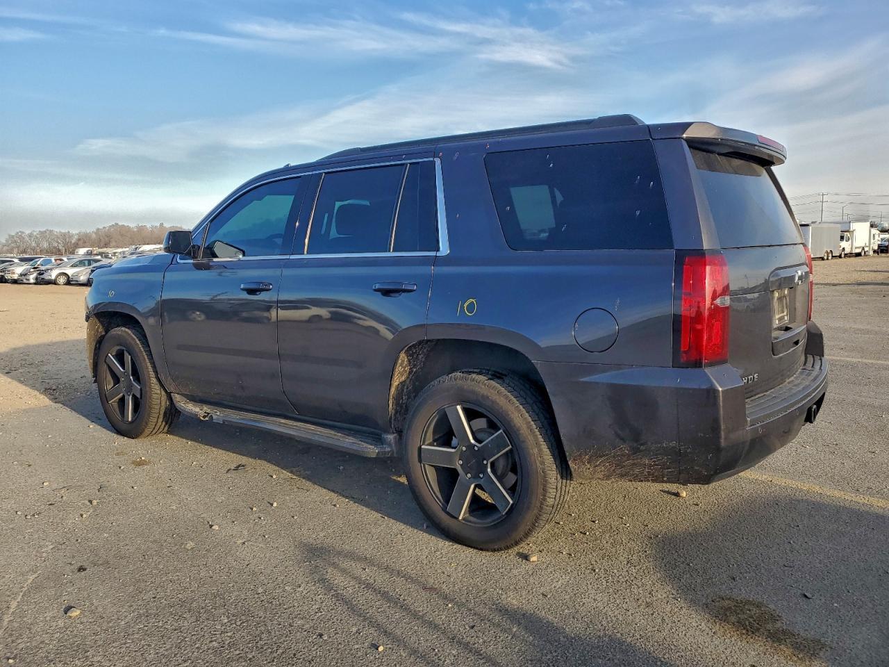 2015 CHEVROLET Tahoe
