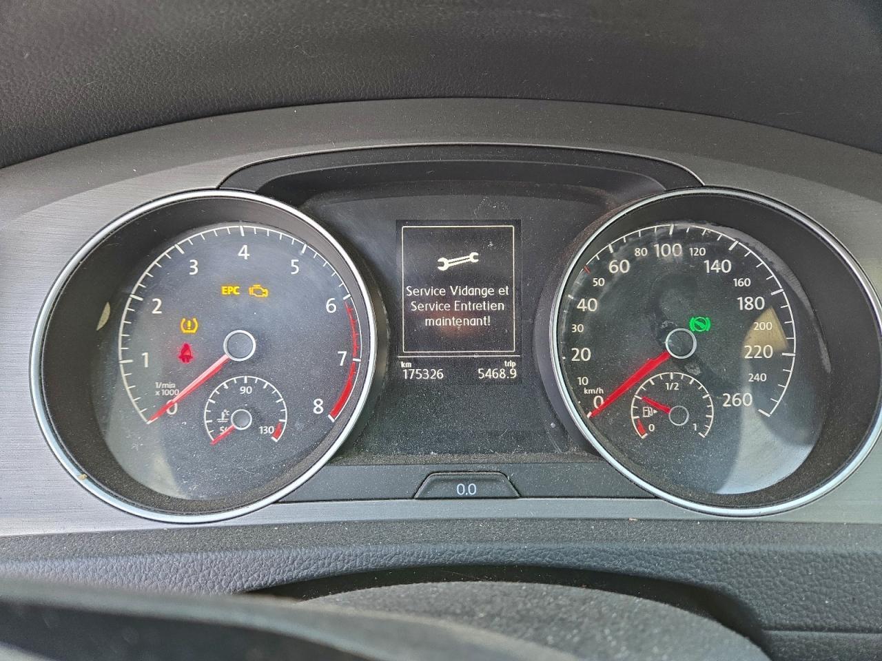 2016 VOLKSWAGEN GOLF