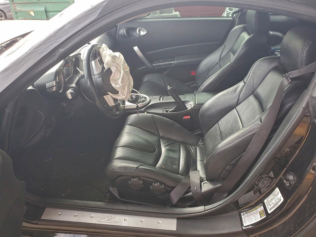 2007 NISSAN Z