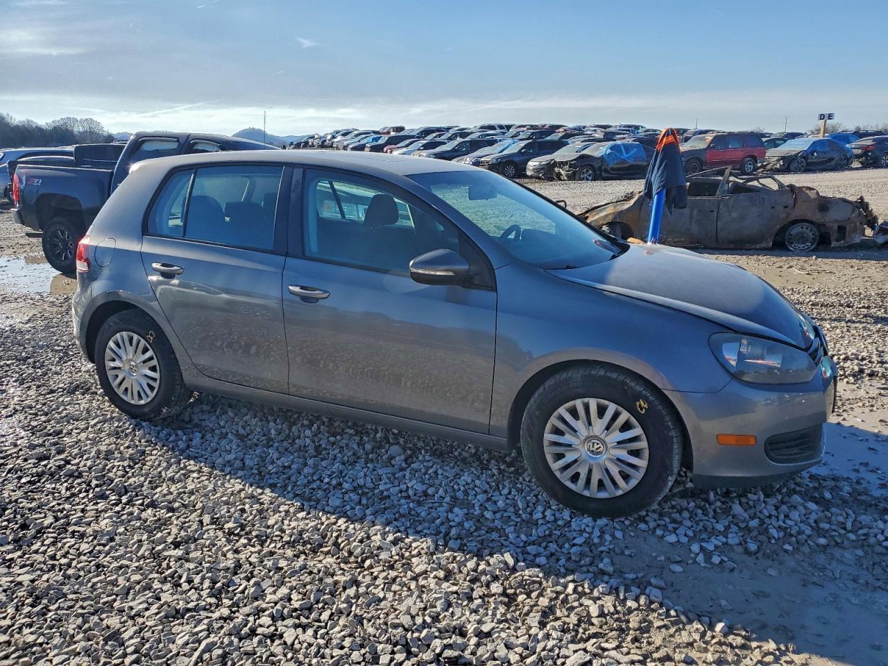2013 VOLKSWAGEN GOLF