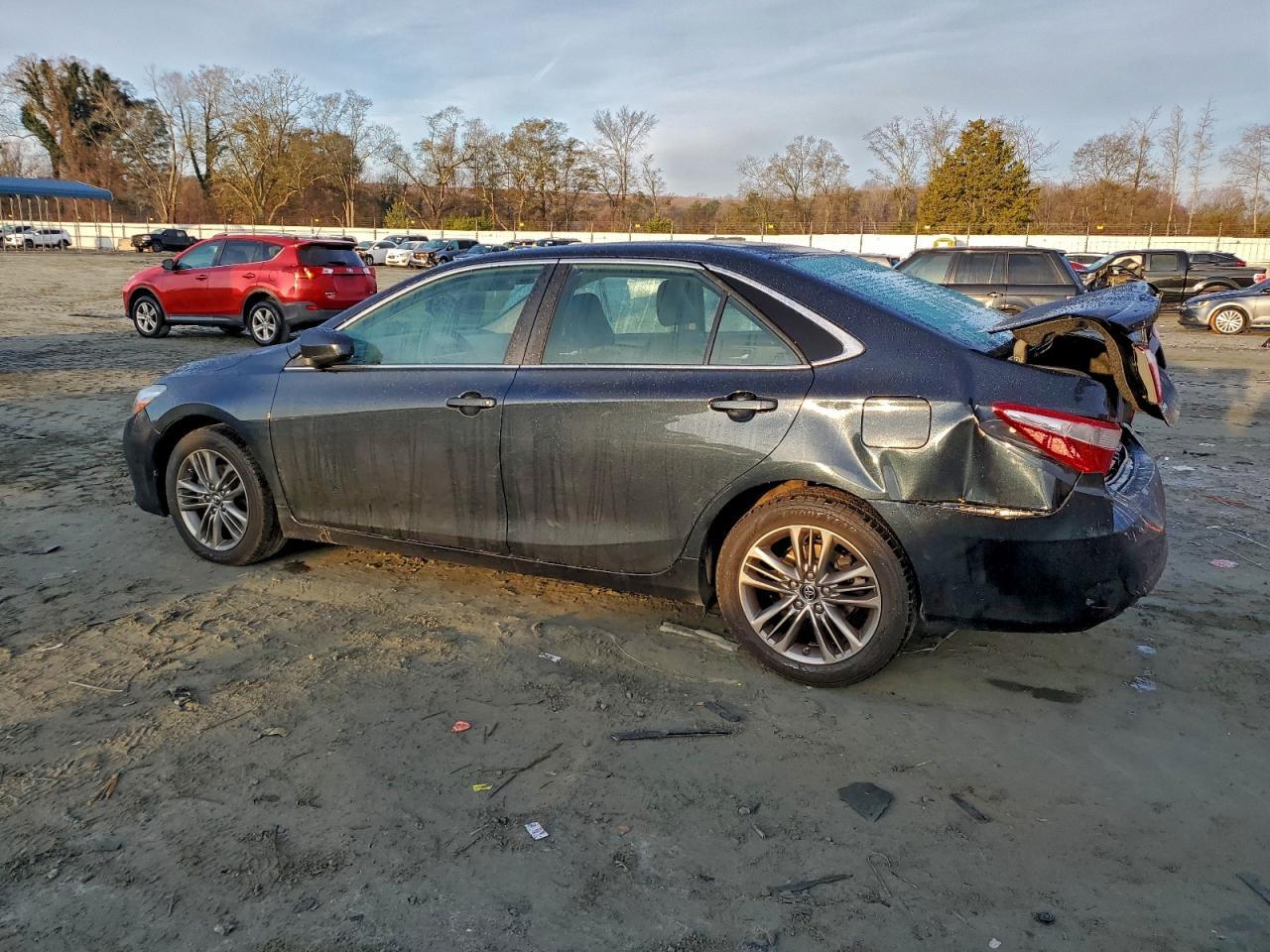 2017 TOYOTA CAMRY