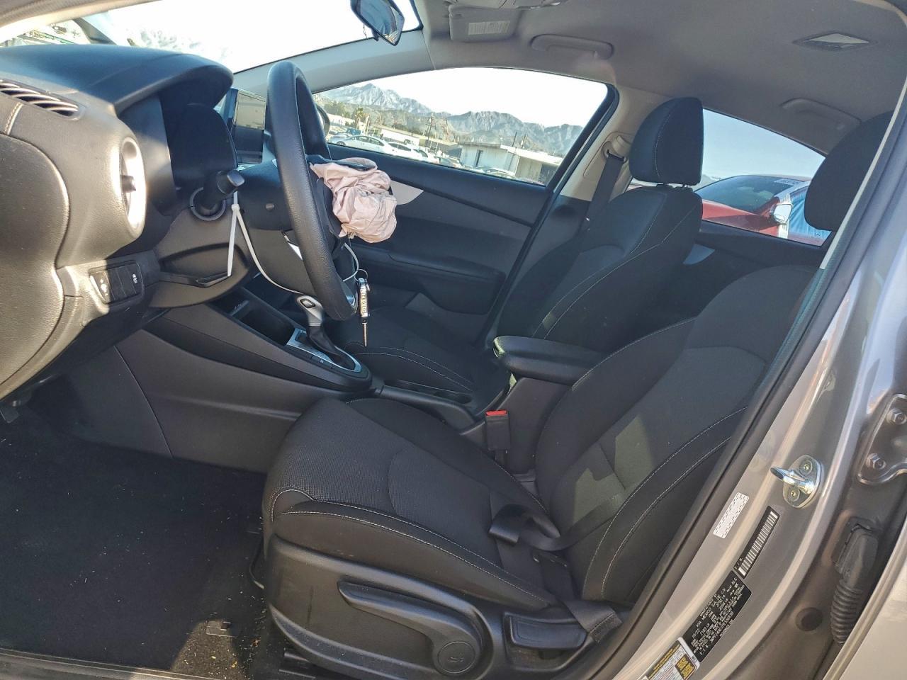 2023 KIA FORTE