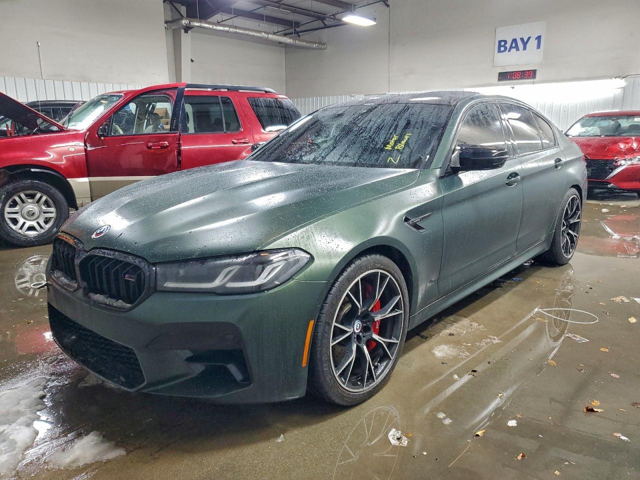 2023 BMW M5