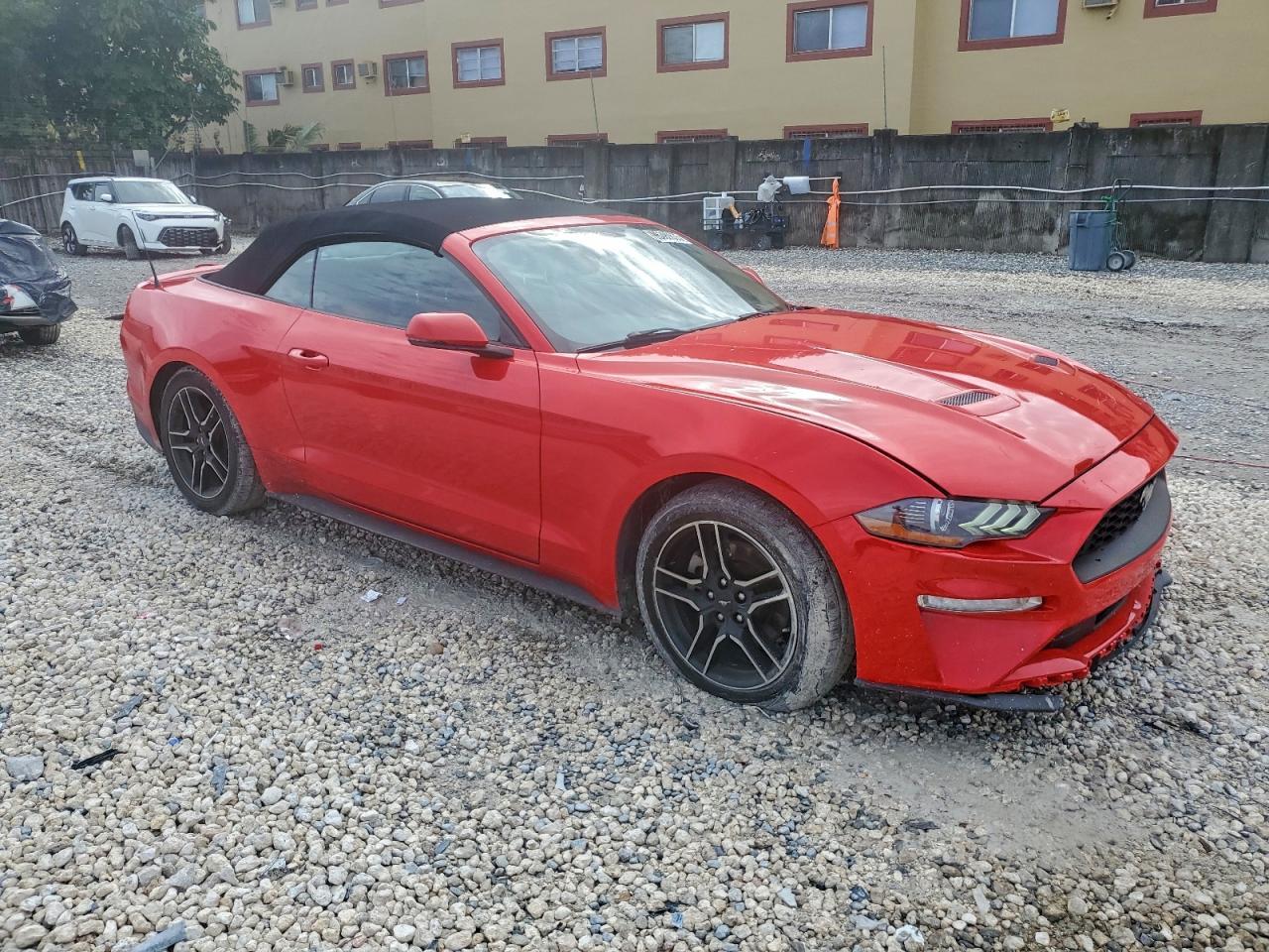 2020 FORD MUSTANG