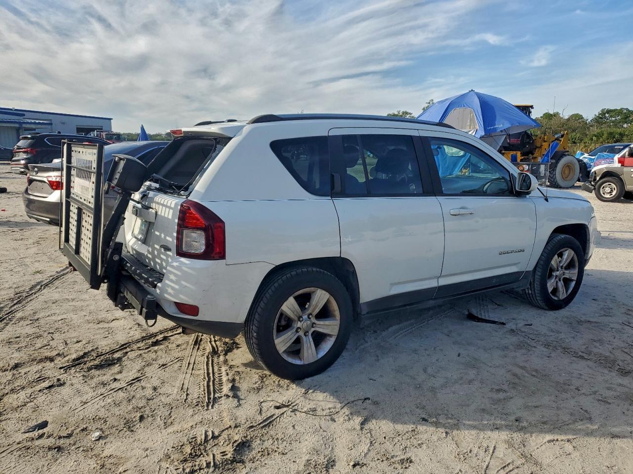 2015 JEEP Compass