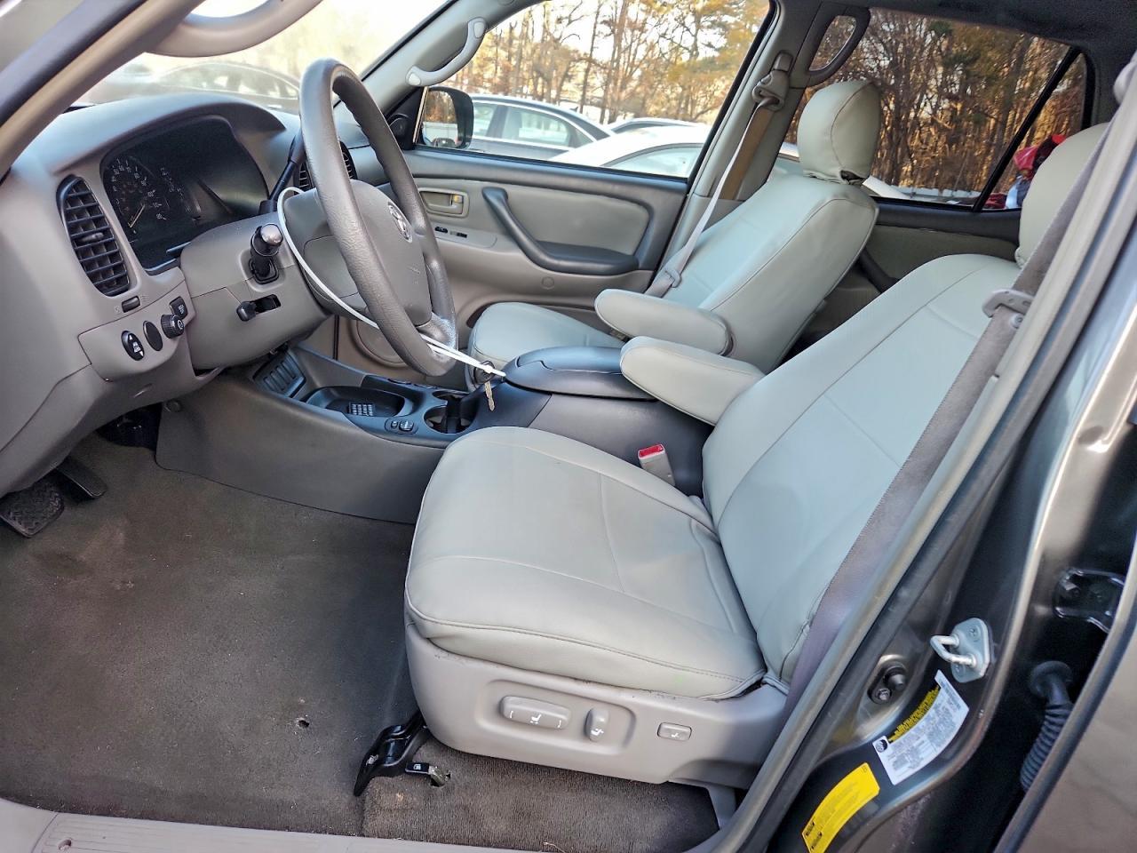2007 TOYOTA Sequoia