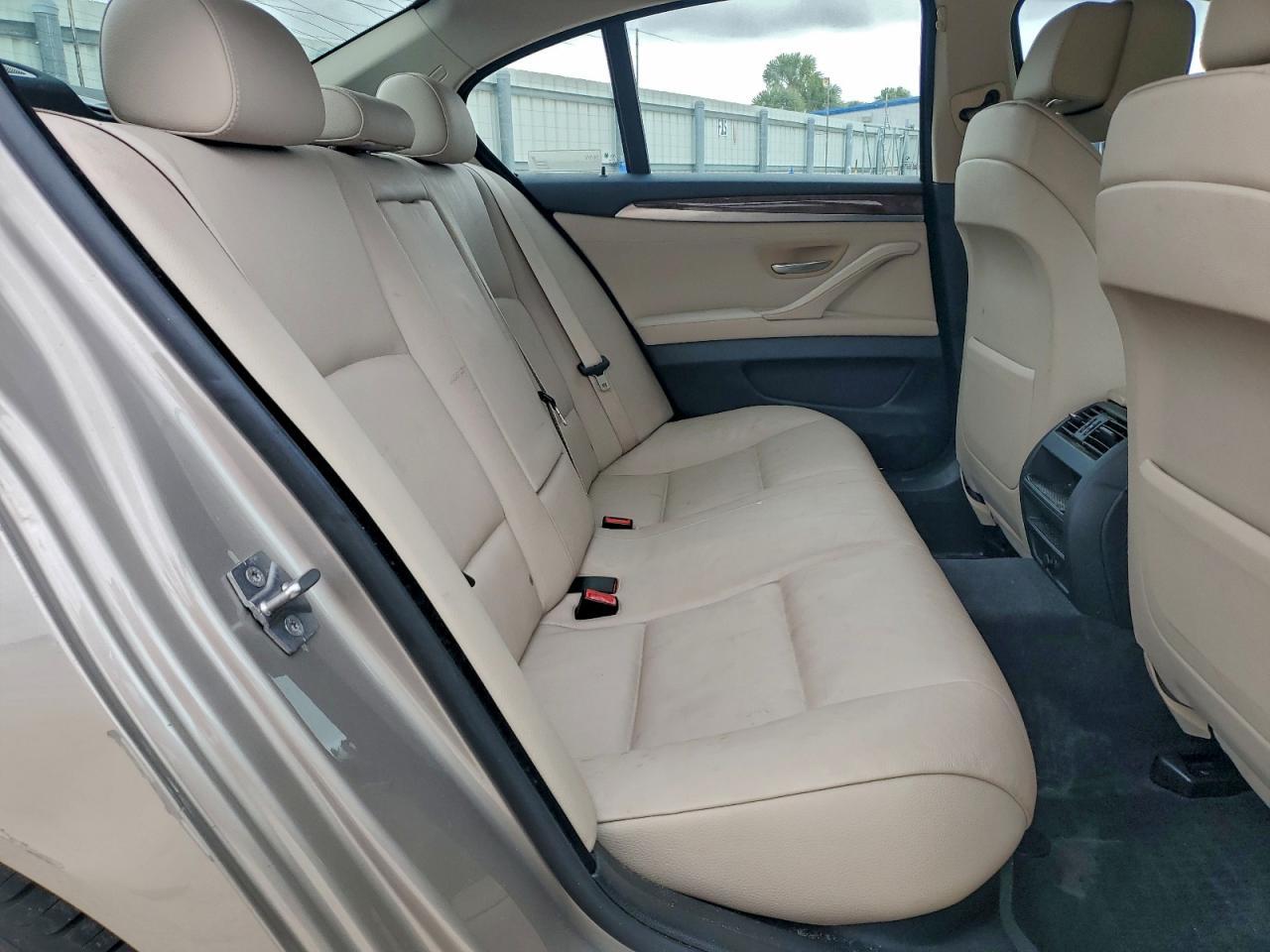 2011 BMW 5 series