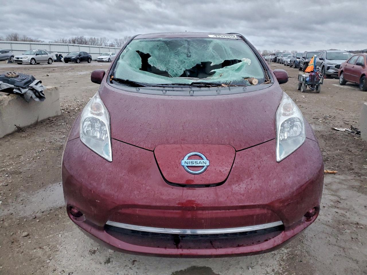 2017 NISSAN LEAF