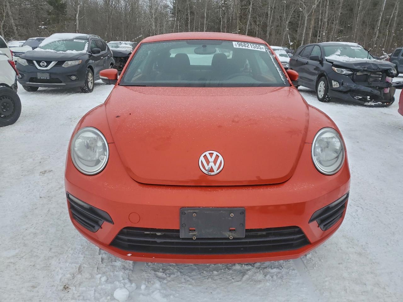 2018 VOLKSWAGEN Beetle