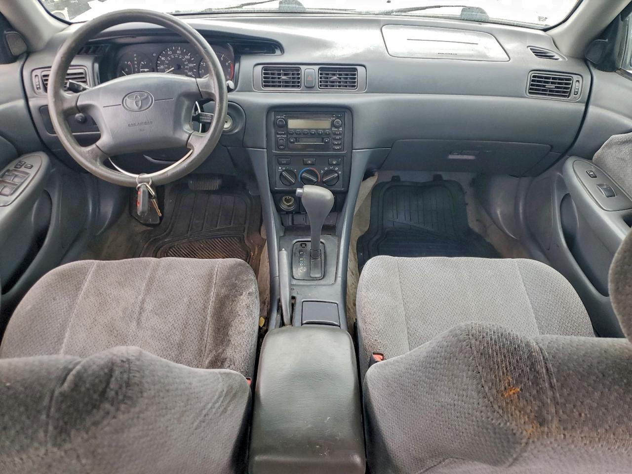 2000 TOYOTA CAMRY