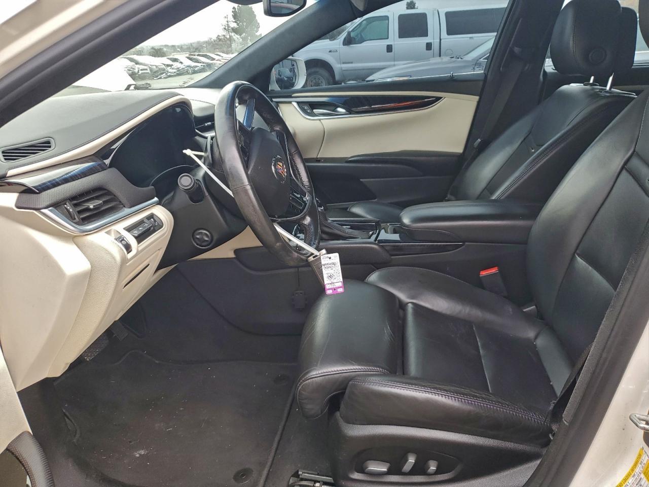 2013 CADILLAC XTS